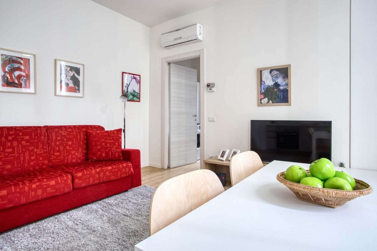 Appartamento Joivy Lovely Flat With Balcony Milano